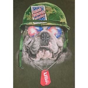 Celebrate Patriotic Bulldog Graphic T-Shirt USA Dog Tag Small